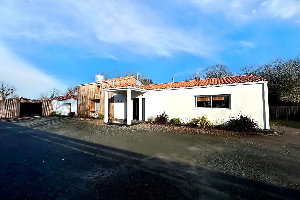 longère 7 Pièces en vente sur Grosbreuil (85440)