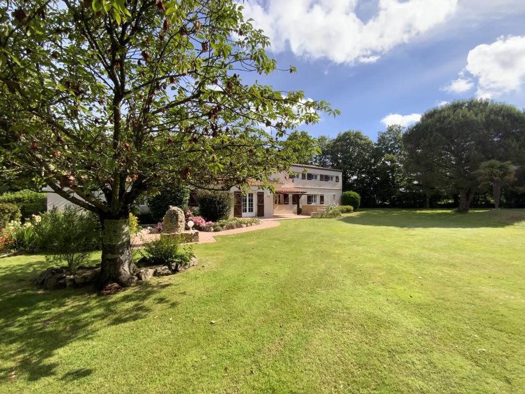 pavillon 7 Pièces en vente sur Les Sables-d'Olonne (85180)