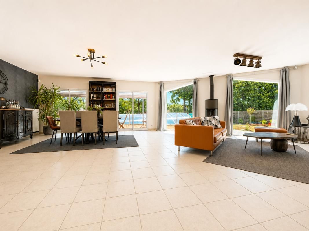 pavillon 6 Pièces en vente sur Sainte-Foy (85150)
