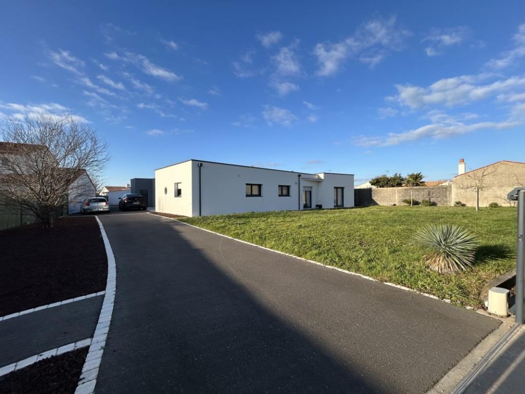 maison d'architecte 6 Pièces en vente sur Les Sables-d'Olonne (85340) - Plus de details